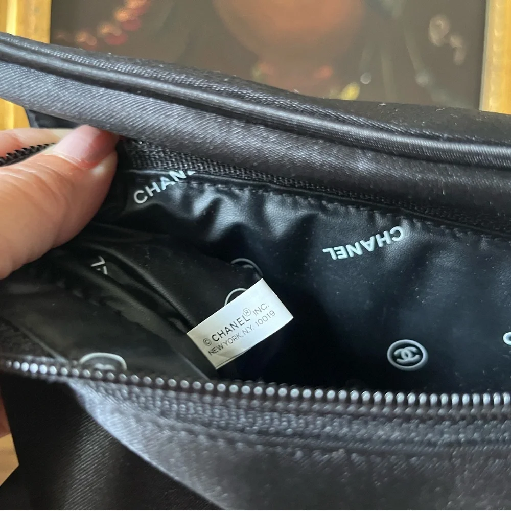 CHANEL Black Satin cosmetic parfume pouch